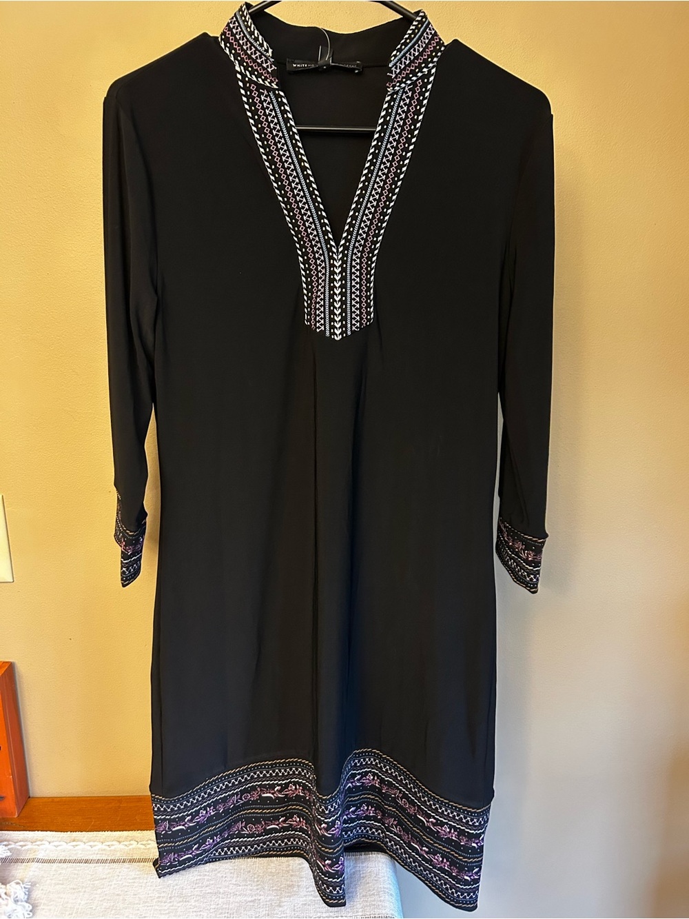 White House Black Market Black Long-Sleeve Embroidered Tunic Dress Medium